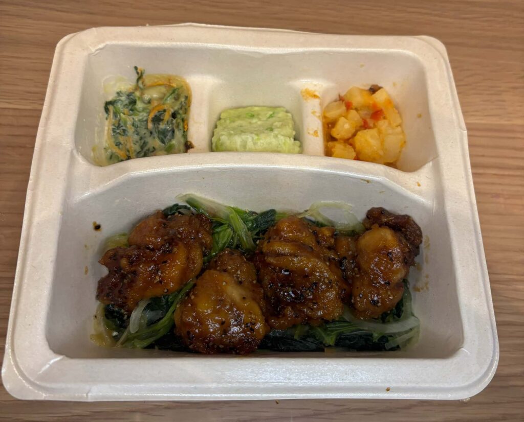 温めたあとのお弁当