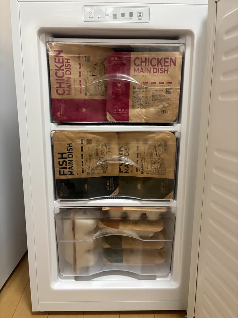 60リットル冷凍庫にナッシュを入れた全体