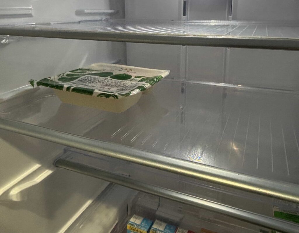 冷蔵庫で保管する三ツ星ファーム