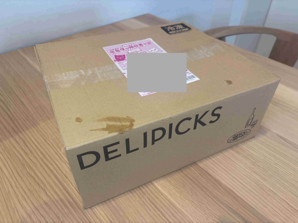 デリピックスが届いた段ボール